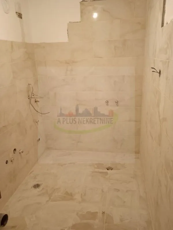 Prodaja, dvosoban stan, 62m², Centar, Subotica