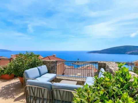 Prodaja, jednosoban stan, 103m², Luštica Bay, Tivat