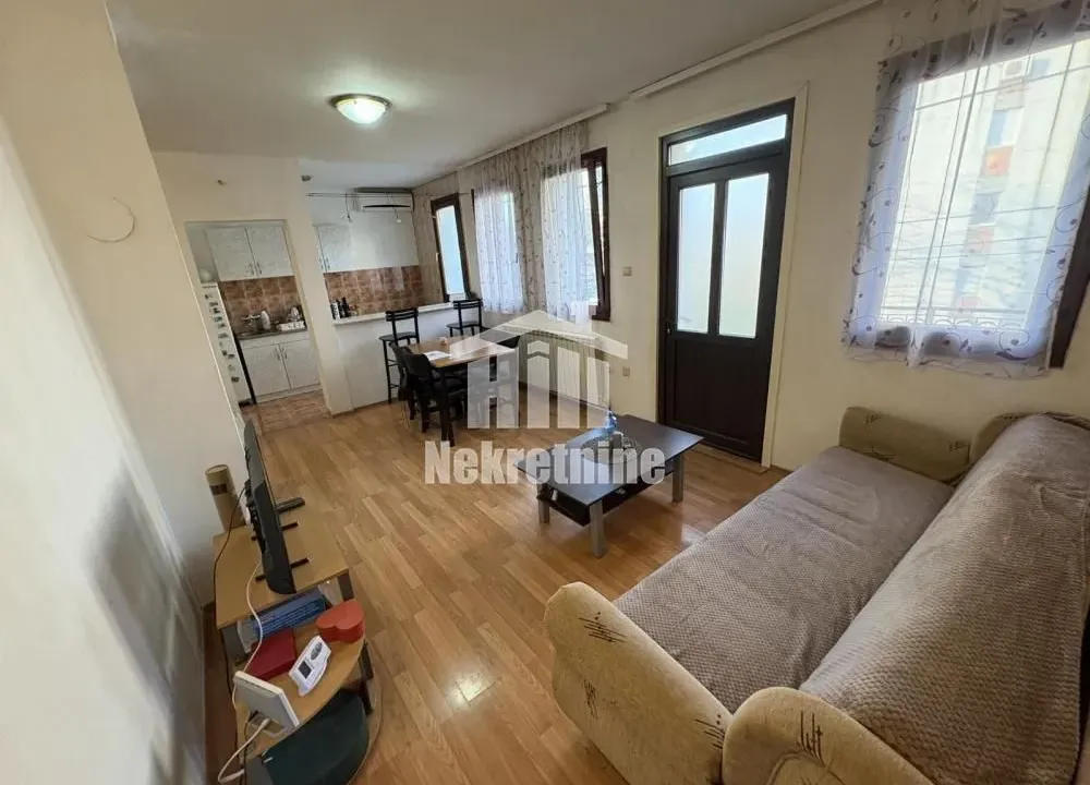 Sale, two bedroom apartment, 49m², Zemun Kalvarija, Zemun Sve Podlokacije