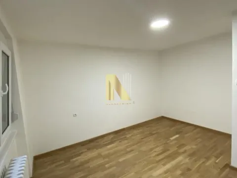 Prodaja, trosoban stan, 54m², Sajmište, Novi Sad - image 8