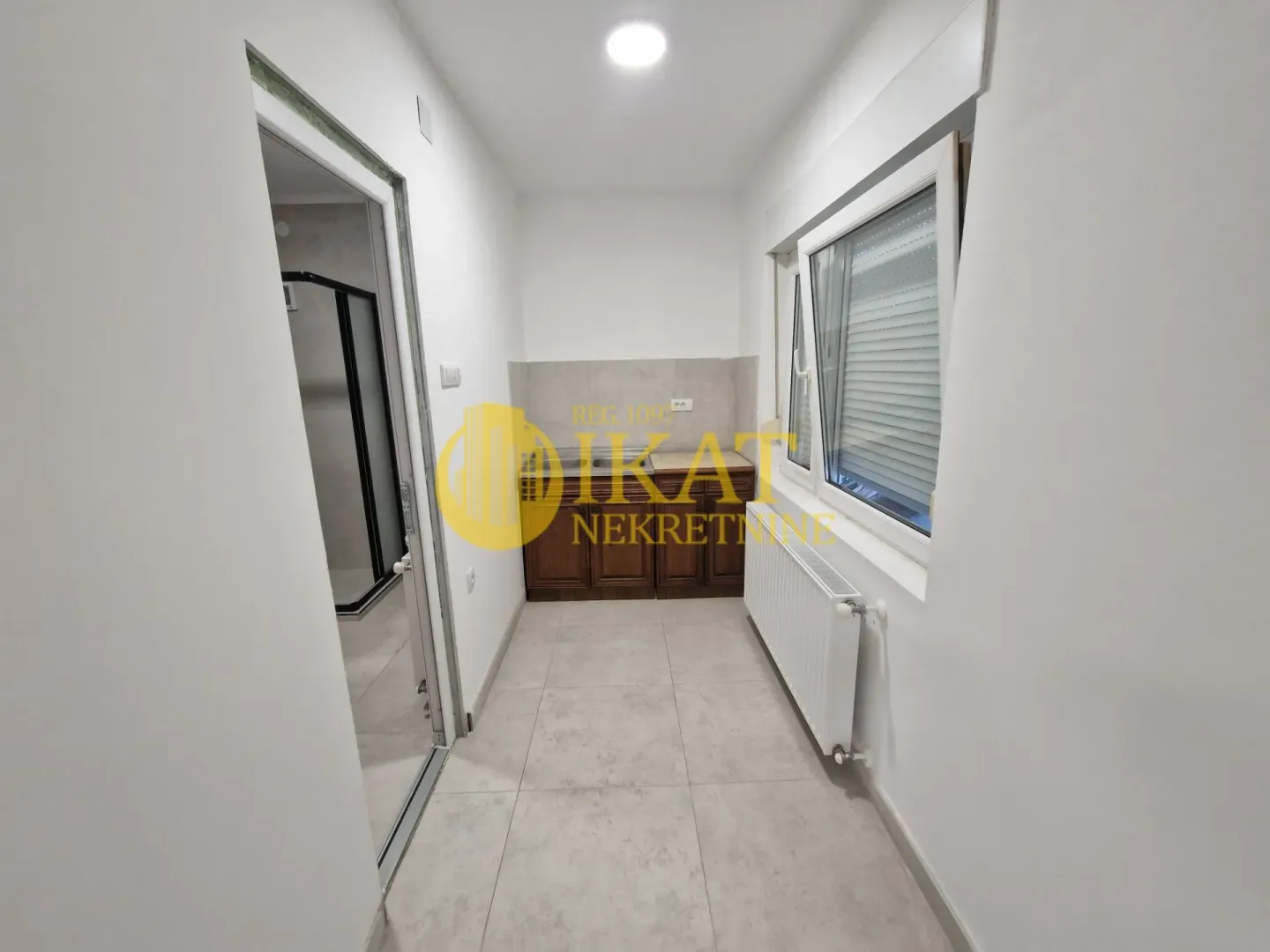 Rent, office space, 85m², Čukarica, Beograd