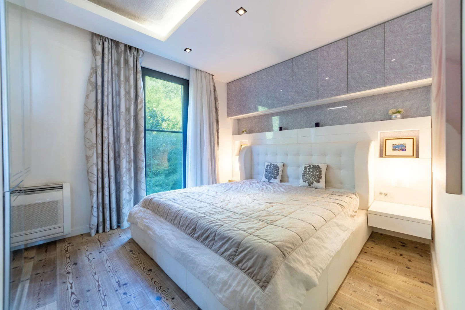 Sale, four bedroom apartment, 355m², Bečići, Budva