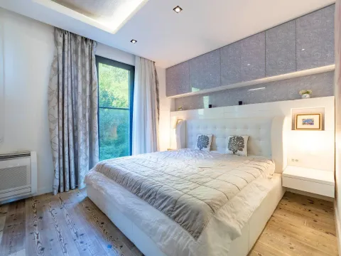 Prodaja, četvorosoban stan, 355m², Bečići, Budva - image 12