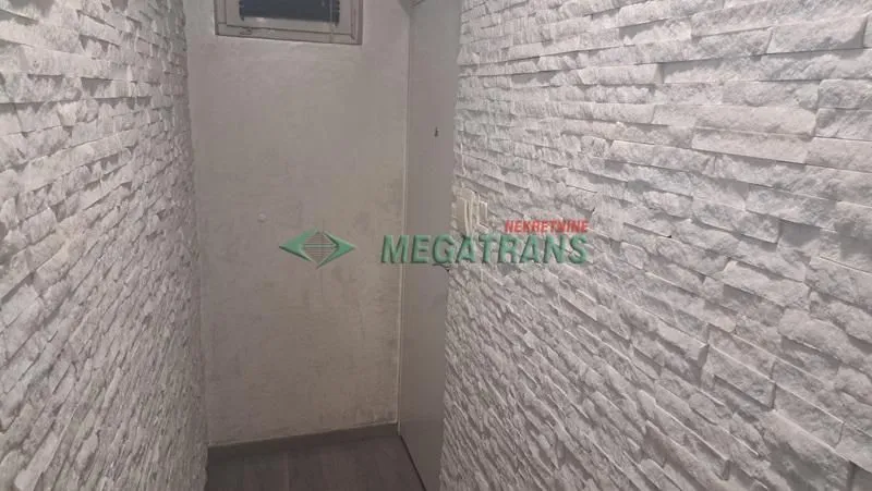 Rent, office space, 100m², Banatić, Novi Sad Sve Podlokacije