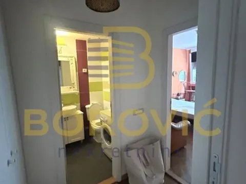 Sale, two bedroom apartment, 60m², Stari Grad, Beograd - image 10