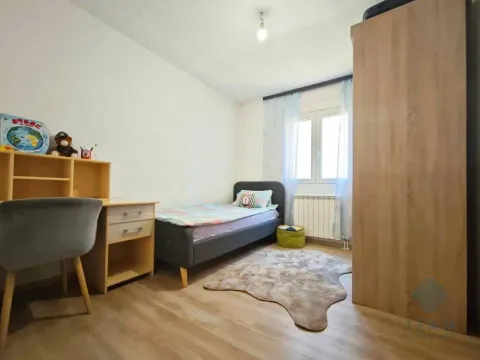 Izdavanje, trosoban stan, 90m², Donja Gorica, Podgorica - image 9