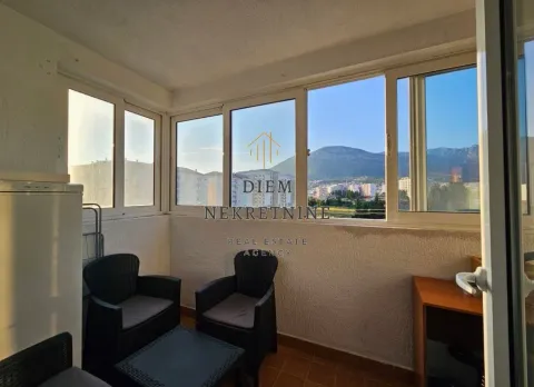 Izdavanje, jednosoban stan, 50m², Centar, Bar - image 2