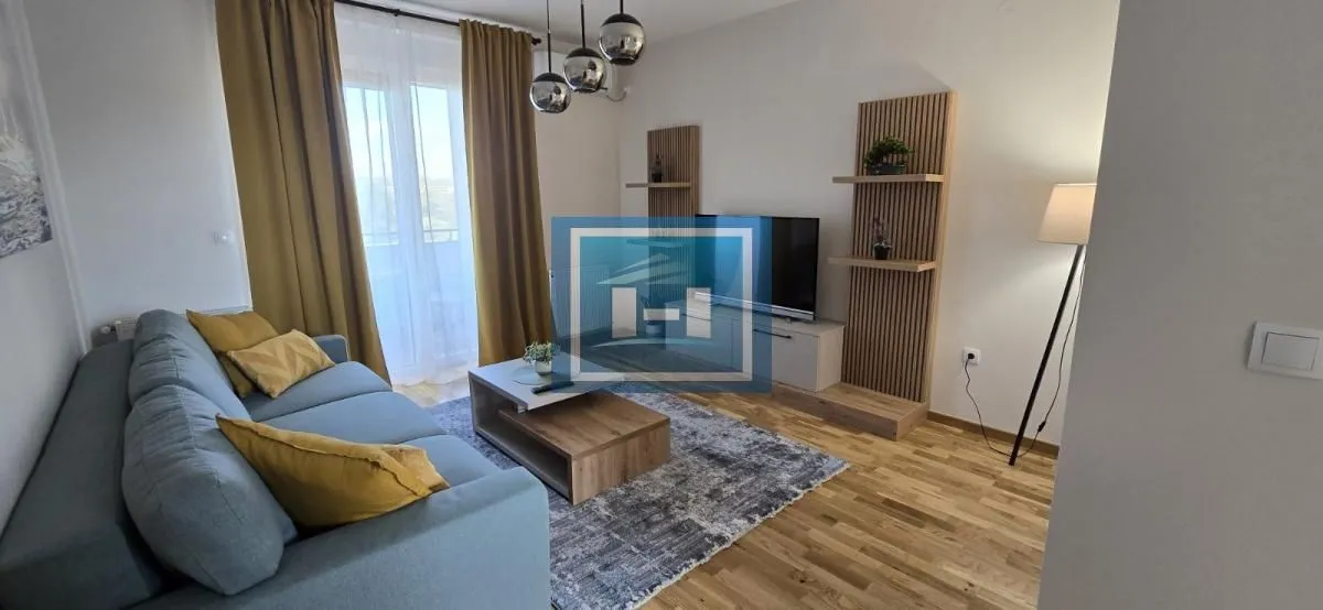 Izdavanje, dvosoban stan, 49m2, Centar, Paraćin