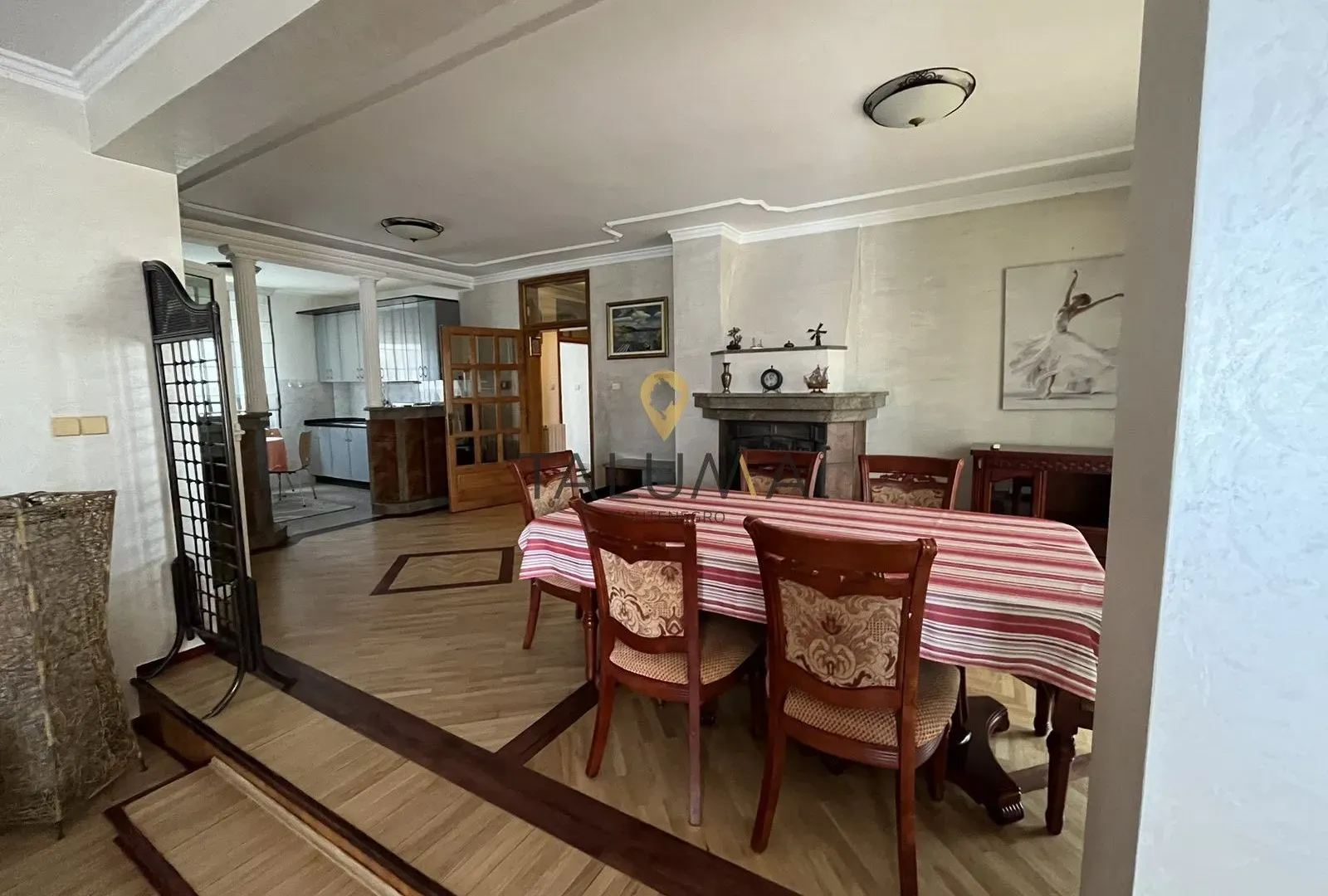 Prodaja, kuća, 447m², Kalimanj, Tivat