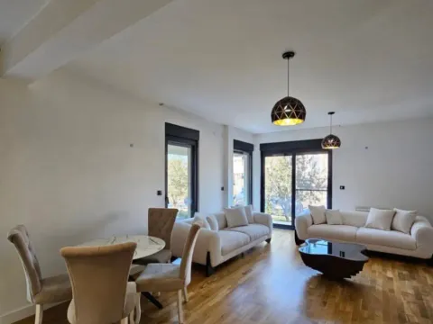 Rent, two bedroom apartment, 100m², Dalmatinska ulica, Podgorica - image 9