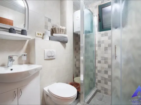 Sale, house, 290m², Podkošljun, Budva - image 11