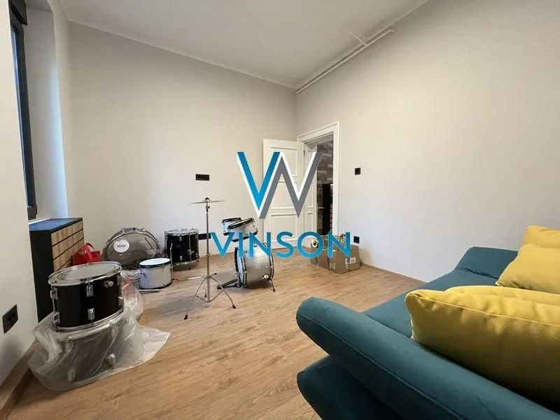 Prodaja, trosoban stan, 100m², Centar, Novi Sad