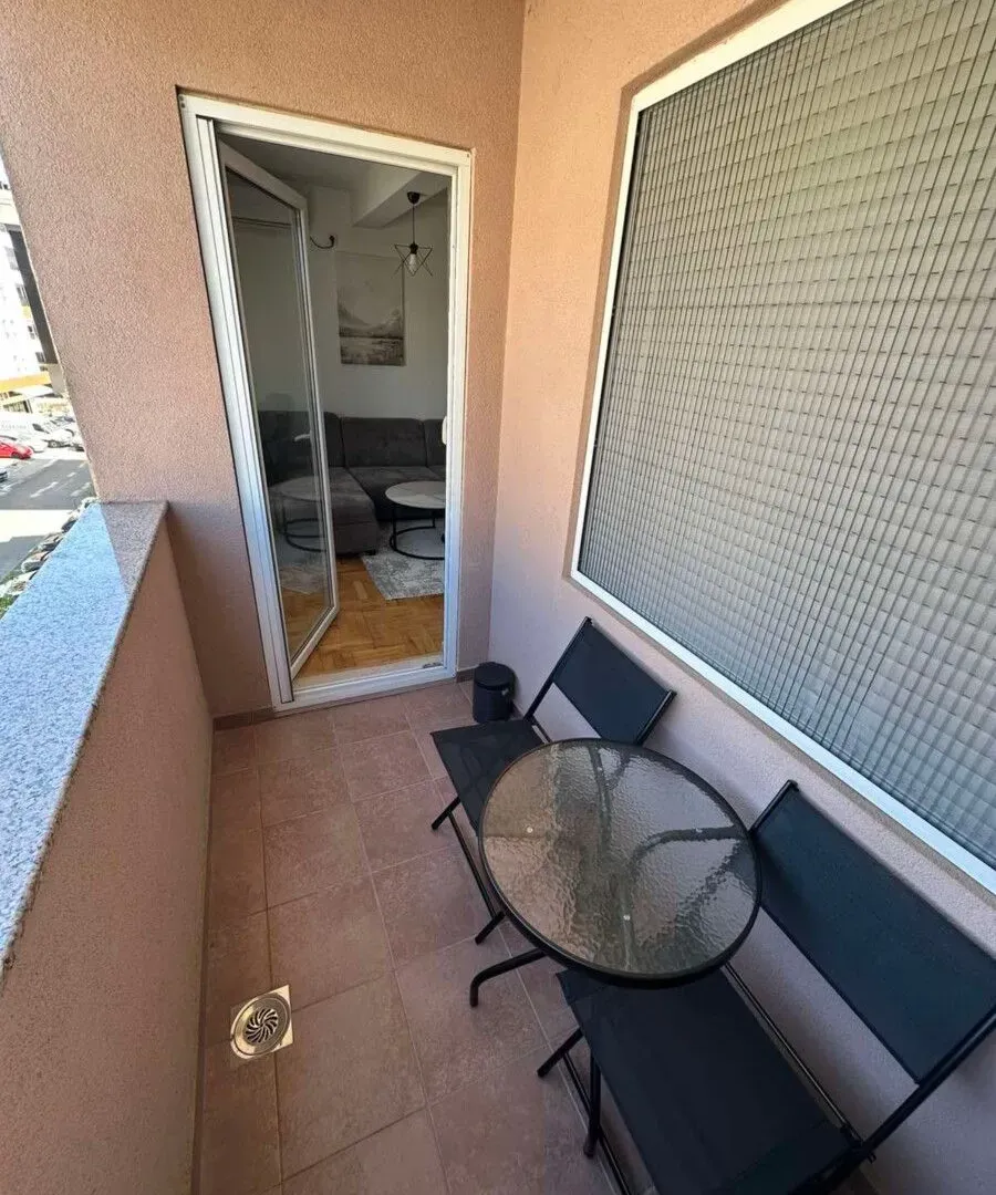 Izdavanje, jednosoban stan, 40m², Ljubović, Podgorica