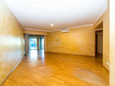 Izdavanje, dvosoban stan, 124m², Centar, Podgorica - image 3