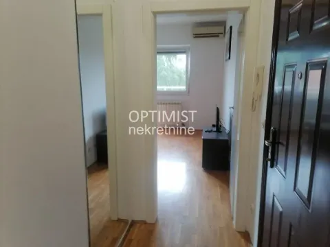 Izdavanje, dvosoban stan, 47m², Lekino Brdo, Voždovac Sve Podlokacije - image 2