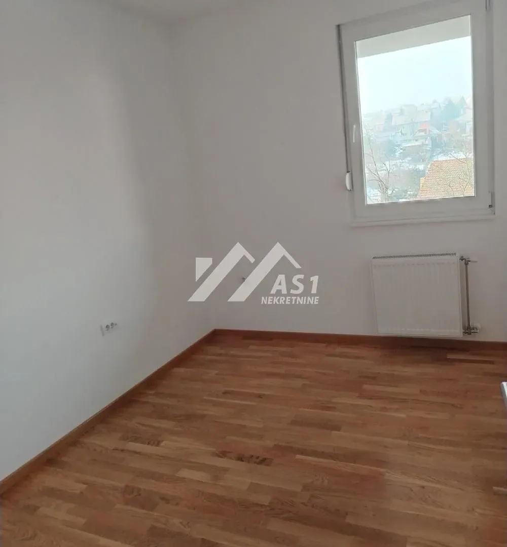 Prodaja, trosoban stan, 67m², Petrovaradin, Novi Sad