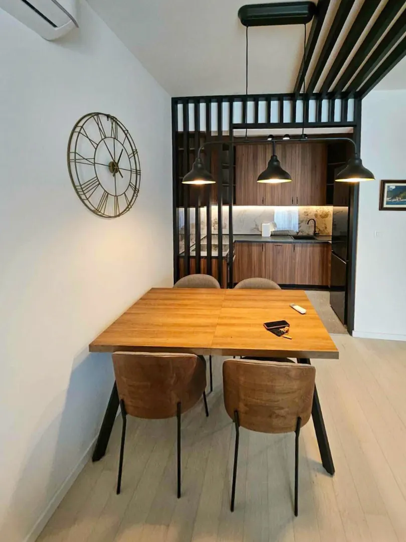 Izdavanje, dvosoban stan, 62m², Donja Lastva, Tivat