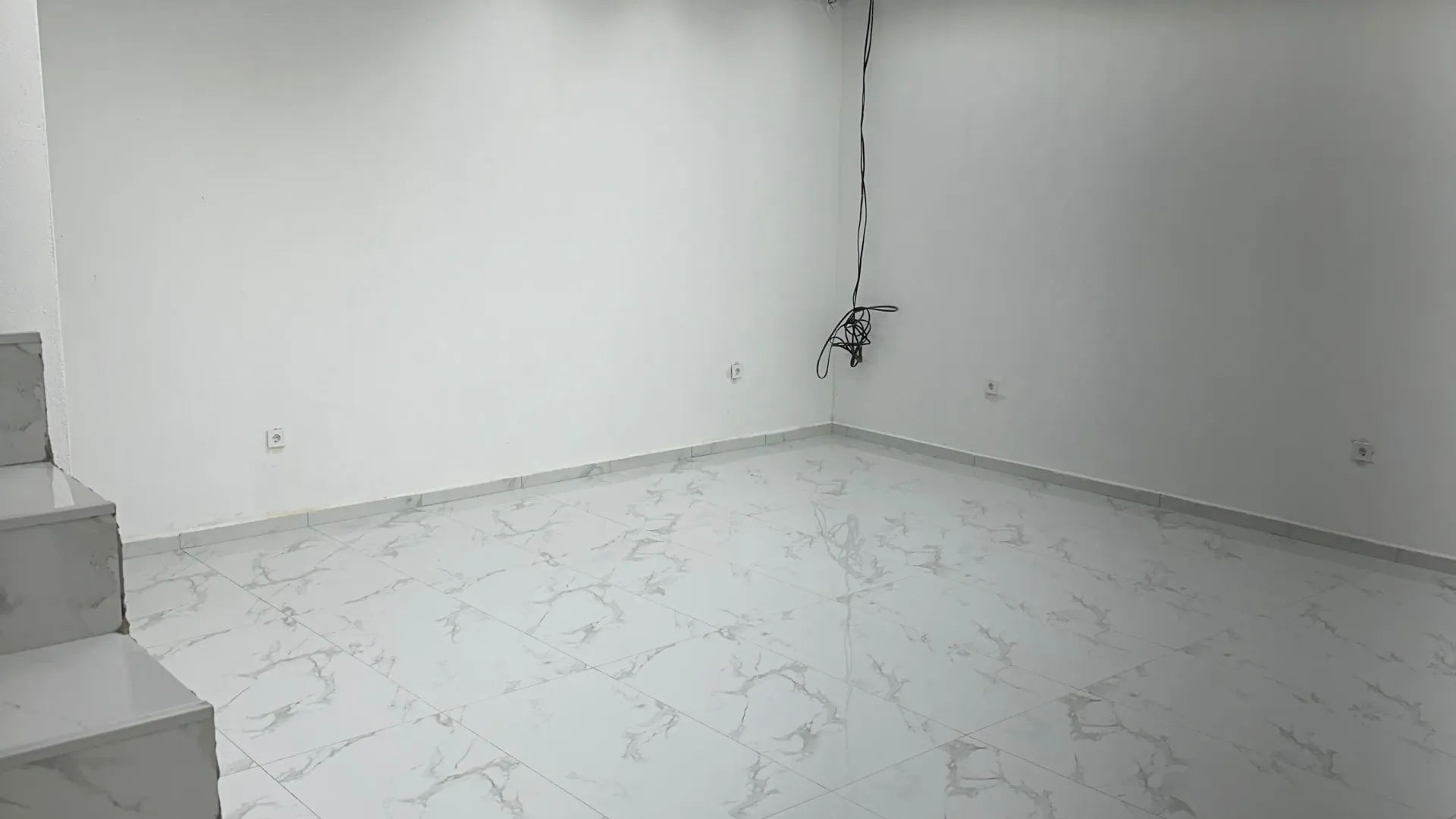 Rent, office space, 115m², Stari Aerodrom, Podgorica