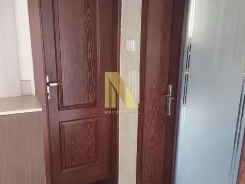 Prodaja, kuća, 102m², Cara Dušana, Novi Sad Sve Podlokacije - image 8