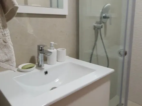 Rent, studio apartment, 30m², Centar, Budva - image 8