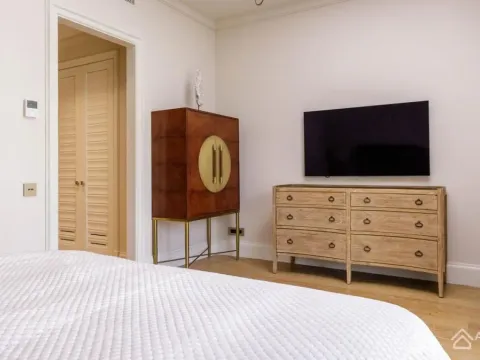 Sale, two bedroom apartment, 140m², Porto Montenegro, Tivat - image 12