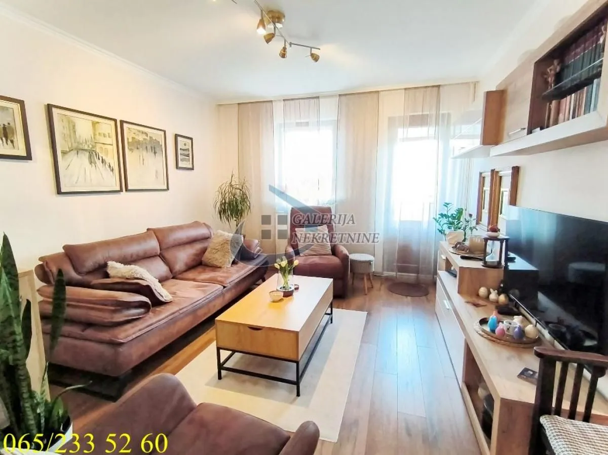 Sale, two bedroom apartment, 64m², Novi Beograd Blok 62, Novi Beograd Sve Podlokacije