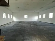 Izdavanje, poslovni prostor, 350m², Dobanovci, Surčin - image 1