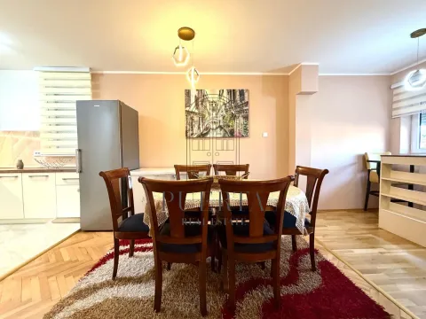 Rent, two bedroom apartment, 78m², Blok 5, Podgorica - image 4