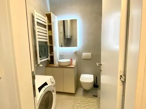 Izdavanje, dvosoban stan, 55m², Bulevar, Niš - image 10