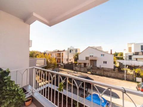 Izdavanje, jednosoban stan, 43m², Stari Aerodrom, Podgorica - image 6