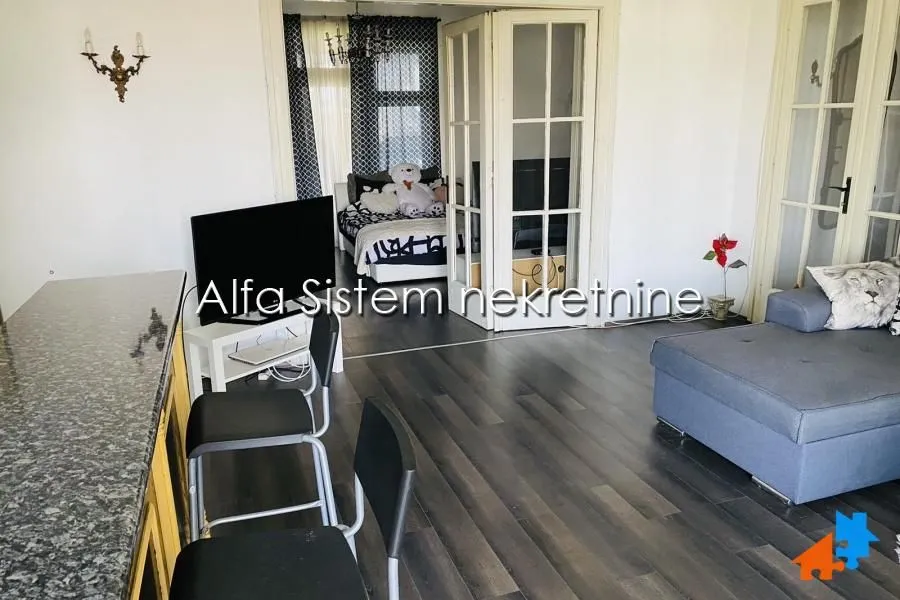 Izdavanje, stan, 120m², Zeleni Venac, Beograd