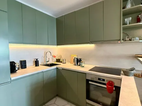 Izdavanje, jednosoban stan, 60m², Blok 5, Podgorica - image 2