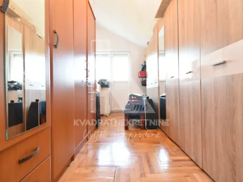 Izdavanje, kuća, 500m², Tološi, Podgorica - image 20