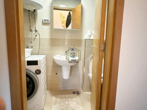 Rent, two bedroom apartment, 64m², City Kvart, Podgorica - image 4