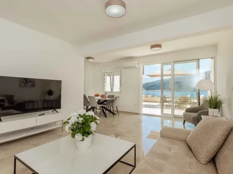 Sale, two bedroom apartment, 120m², Baošići, Herceg Novi - image 19