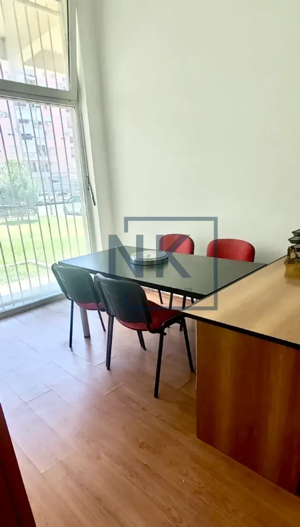 Rent, office space, 28m², Stari Aerodrom, Podgorica