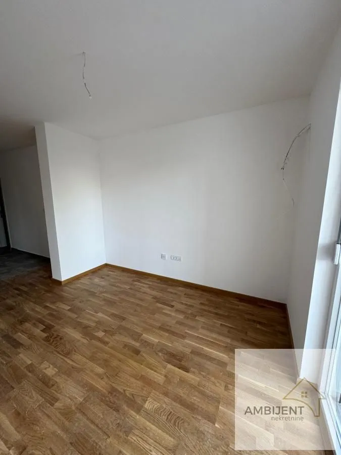 Prodaja, trosoban stan, 67m², Centar, Stara Pazova