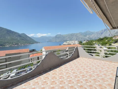 Rent, two bedroom apartment, 60m², Dobrota, Kotor - image 10