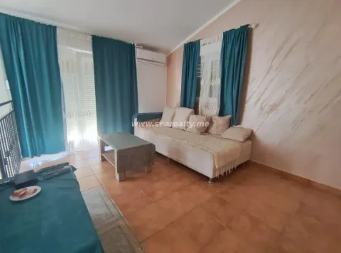 Rent, three bedroom apartment, 100m², Budva, Crna Gora - image 3