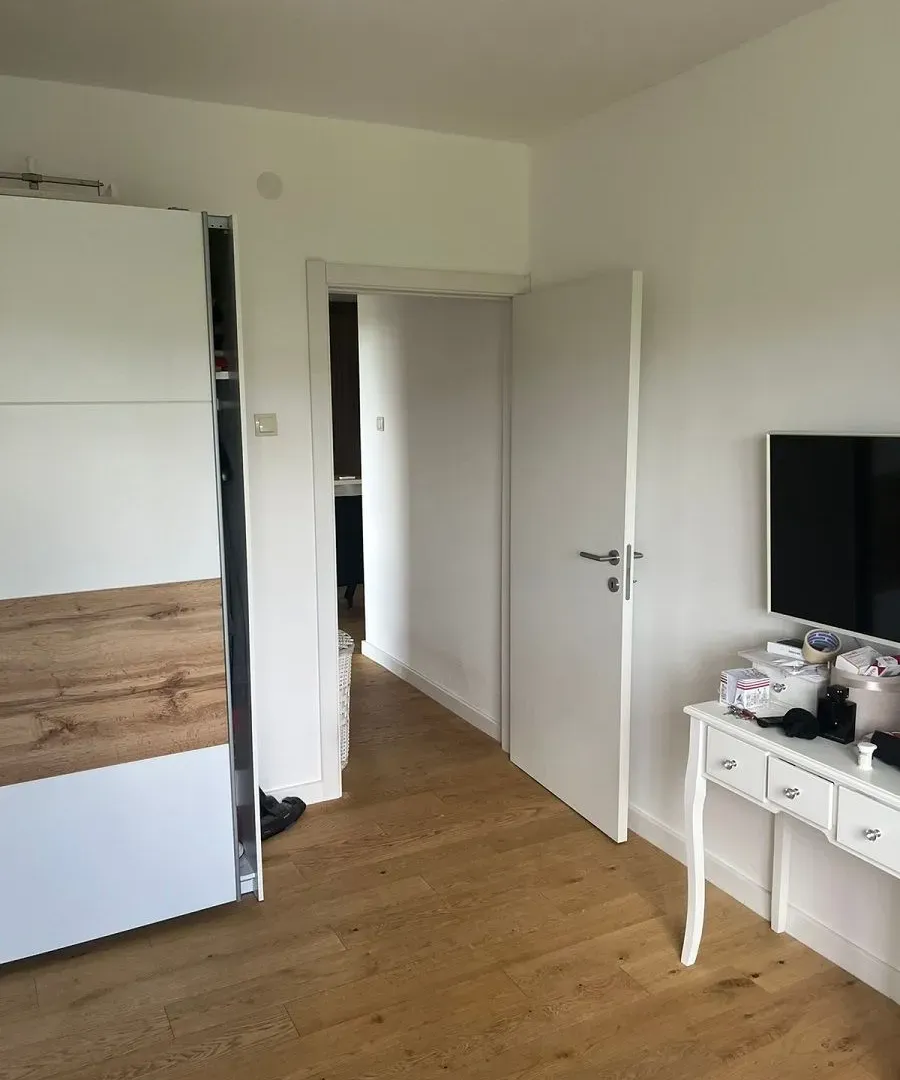 Prodaja, dvosoban stan, 65m², Zemun Sve Podlokacije, Beograd