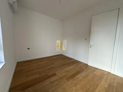 Rent, office space, 121m², Centar, Novi Sad - image 12