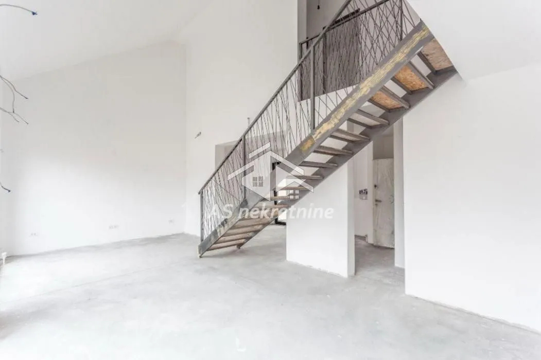 Prodaja, stan, 170m², Palata Pravde, Beograd