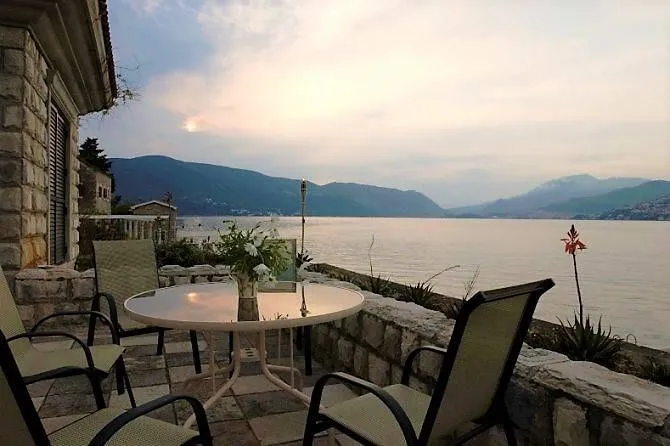 Prodaja, kuća, 350m², Luštica, Herceg Novi