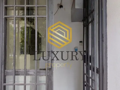 Izdavanje, poslovni prostor, 48m², Centar, Podgorica - image 2