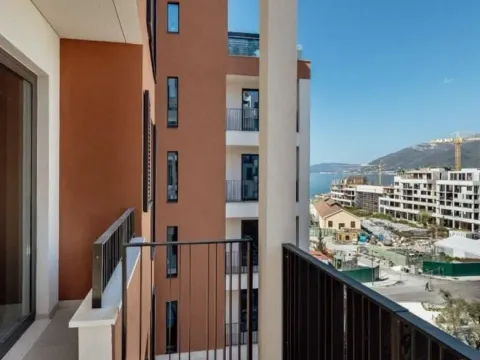 Prodaja, jednosoban stan, 68m², Centar, Tivat - image 5