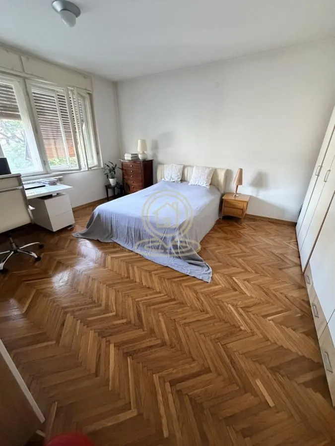 Rent, two bedroom apartment, 55m², Stari Grad, Beograd