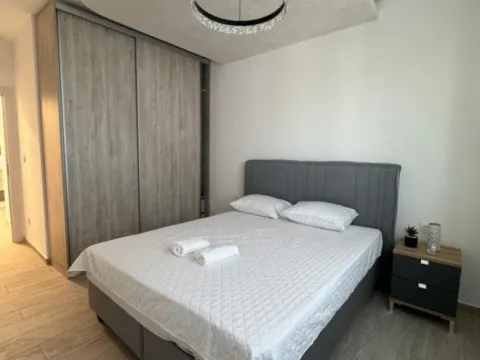 Sale, two bedroom apartment, 75m², Bečići, Budva - image 8