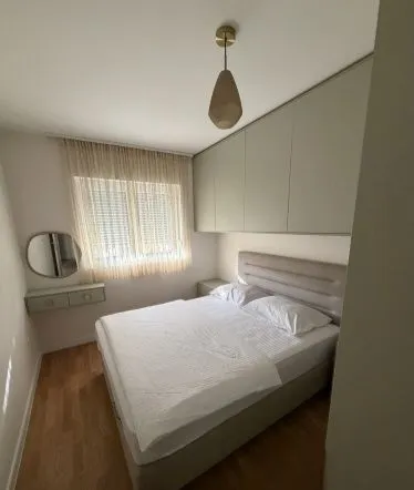 Rent, one bedroom apartment, 43m², Pobrežje, Podgorica