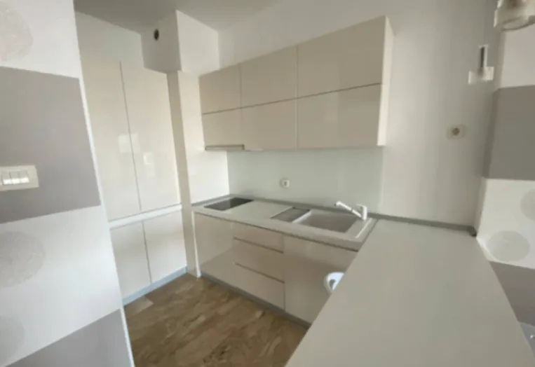 Rent, apartment, 67m², Tre Canne, Budva