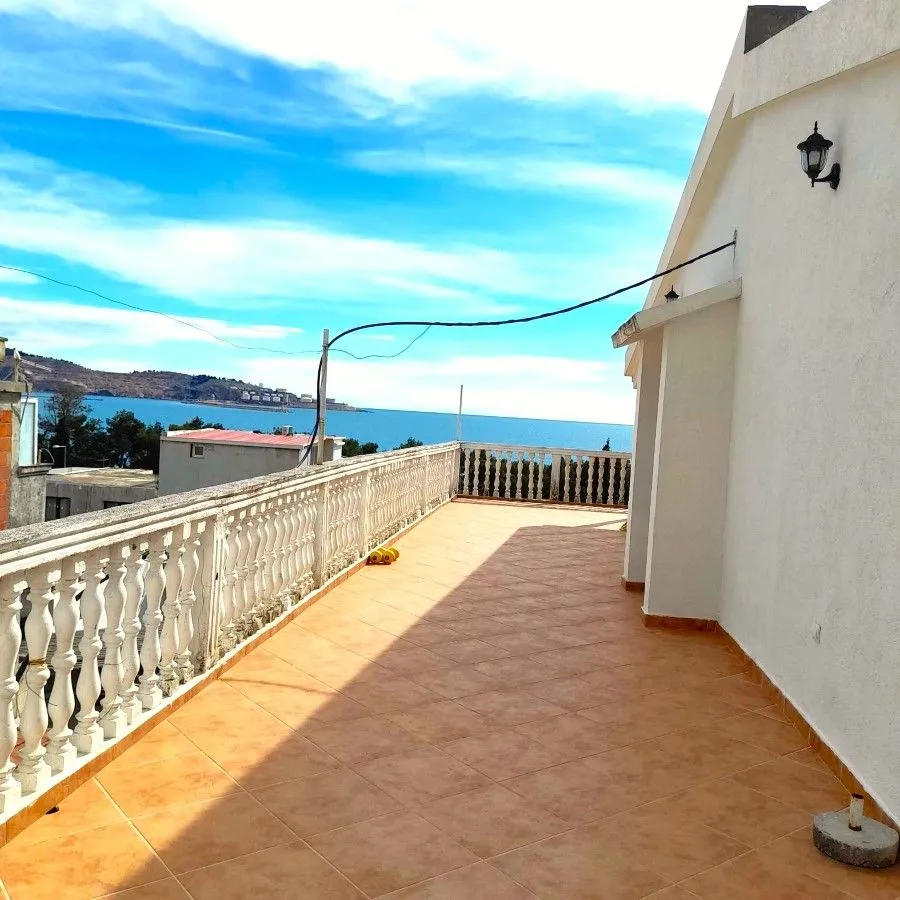 Rent, three bedroom apartment, 220m², Šušanj, Bar